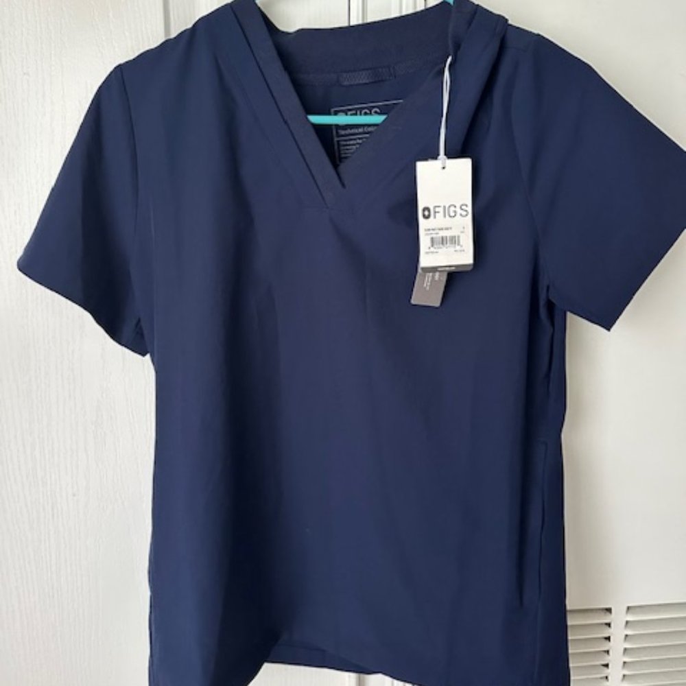 Figs Navy Oran Scrub Top